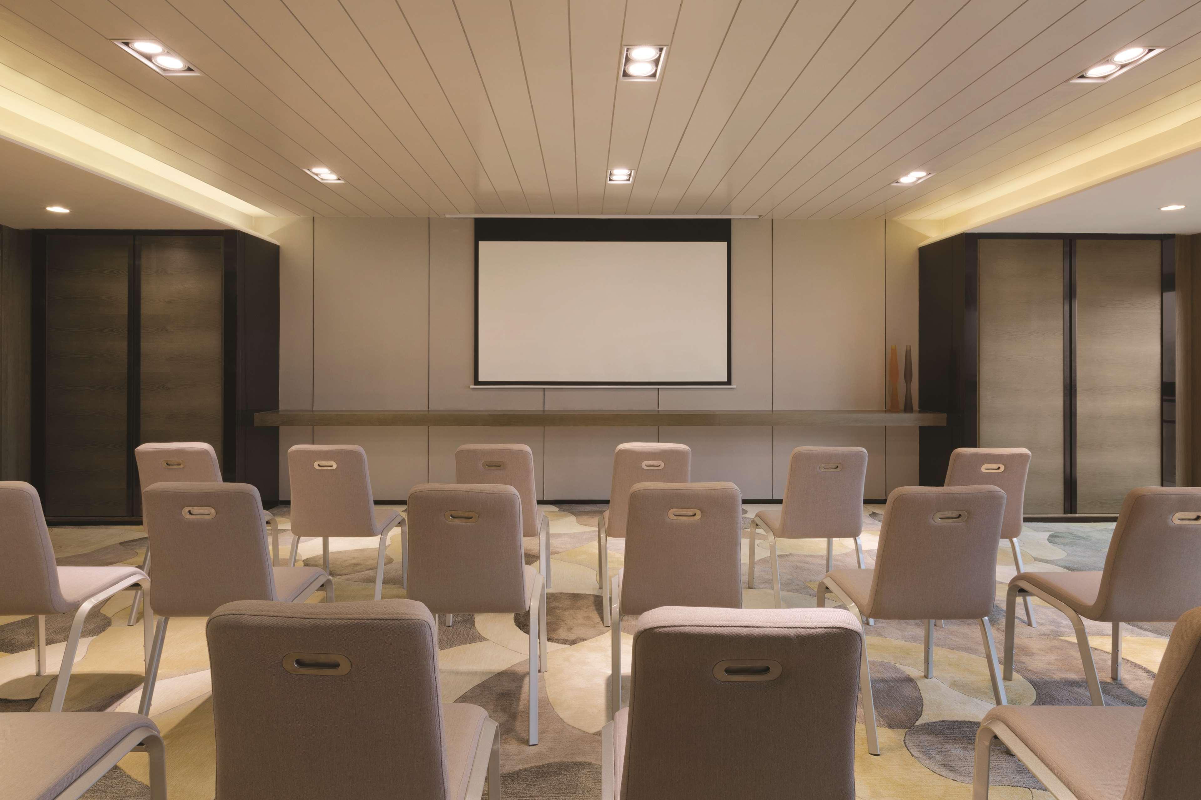 Hyatt Place Shenzhen Airport Экстерьер фото